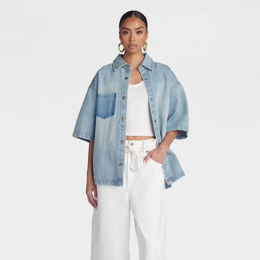 KBB by KAHLANA Women's Short Sleeve 'The Boxy Denim Shirt', Light Wash, Size S